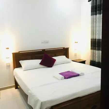 River Beach View Hikkaduwa Exterior photo
